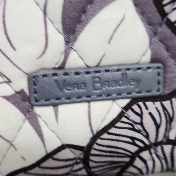 NWOT Vera Bradley RFID Floral Moon Trifold Quilted Wallet - Picture 7 of 7